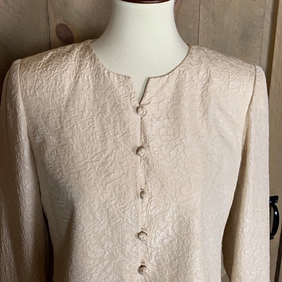 Talbots textured pure silk jacket Cream color Size 6 - Picture 2 of 9